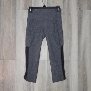 🛍Lululemon‎ Grey Black Stretch Leggings Capris Mesh Womens Size 6